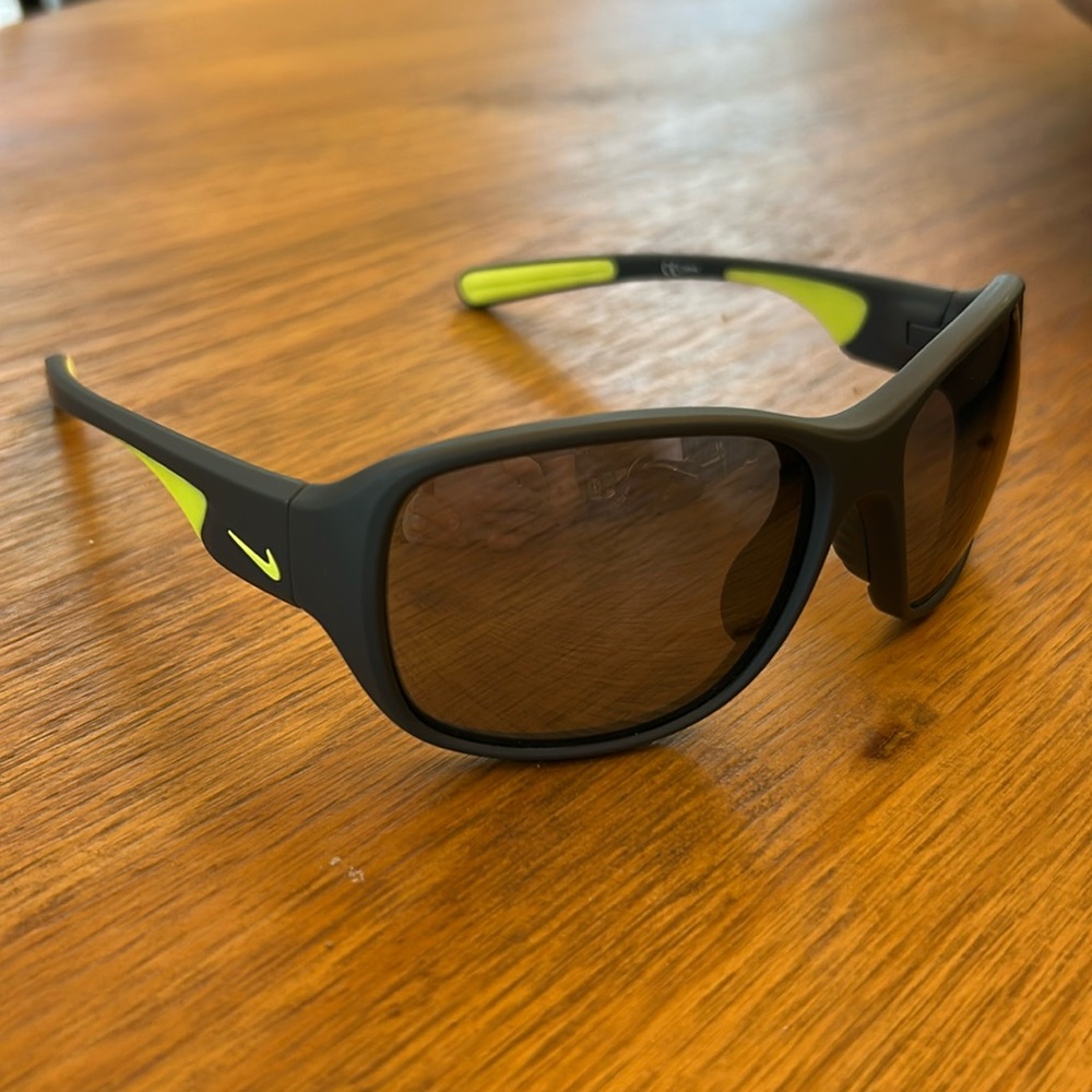 Nike Exhale Evo 765 Green Wrap Sunglasses